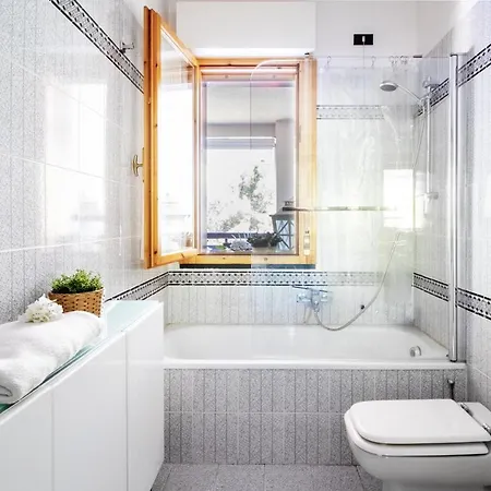Pine Terrace Apartment Chiavari